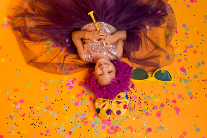 4 dicas para retirar o glitter das roupas após o Carnaval