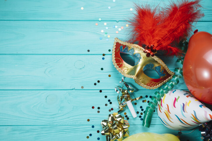 Limpeza pós-Carnaval: como tirar glitter do chão, roupa e mais!